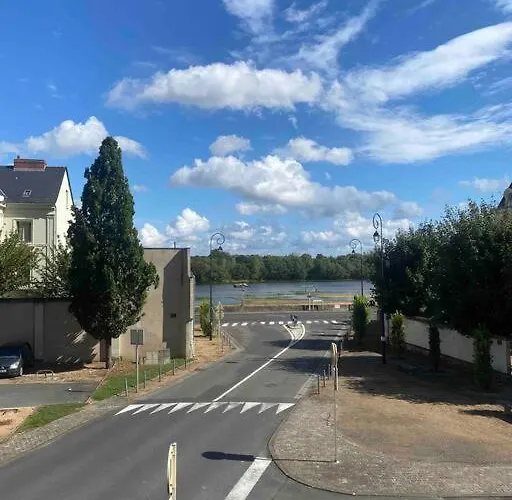아파트 Appart' Cosy En Bord De Loire 쏘뮤흐